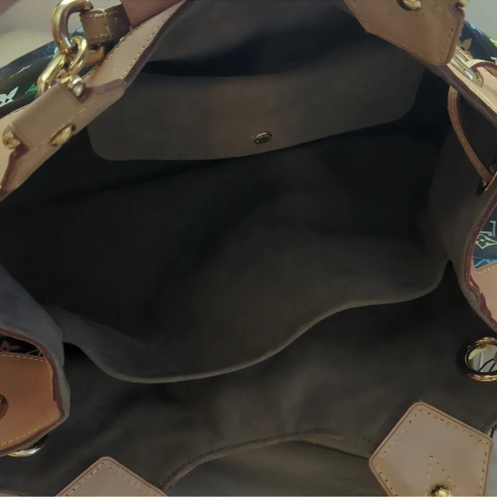 LOUIS VUITTON Ursula bag